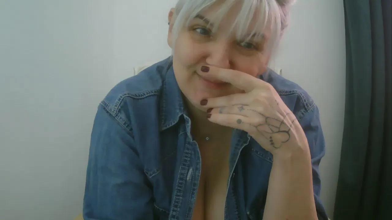 Offline irma2 on Cam4