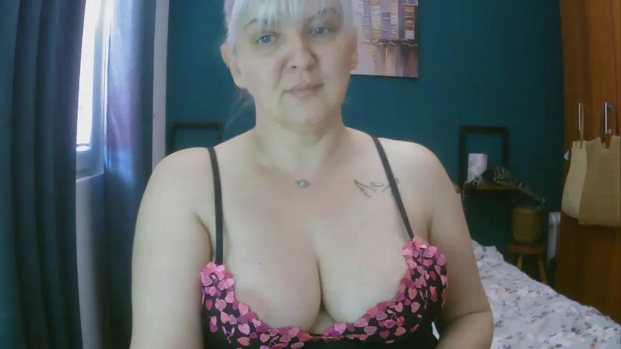 Offline irma2 on Cam4