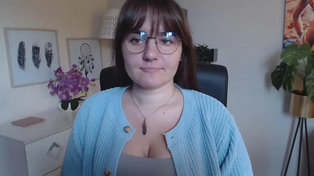 Offline julie_sensual on Cam4