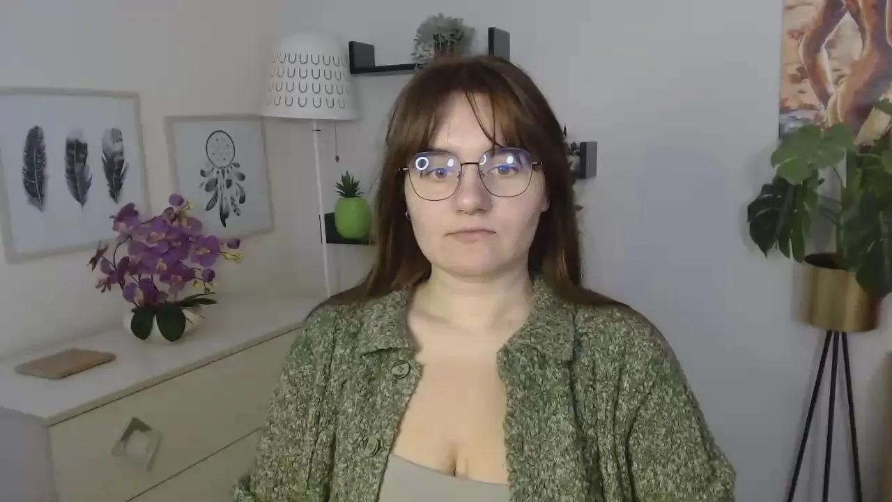 Offline julie_sensual on Cam4