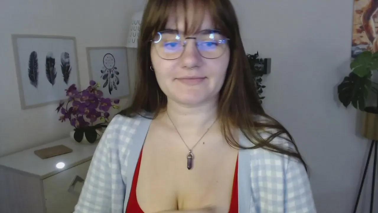 Offline julie_sensual on Cam4