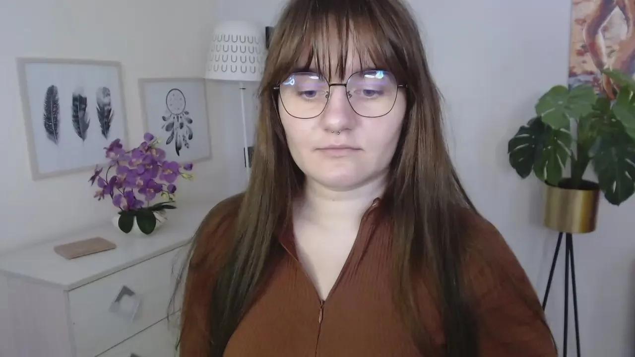 Offline julie_sensual on Cam4