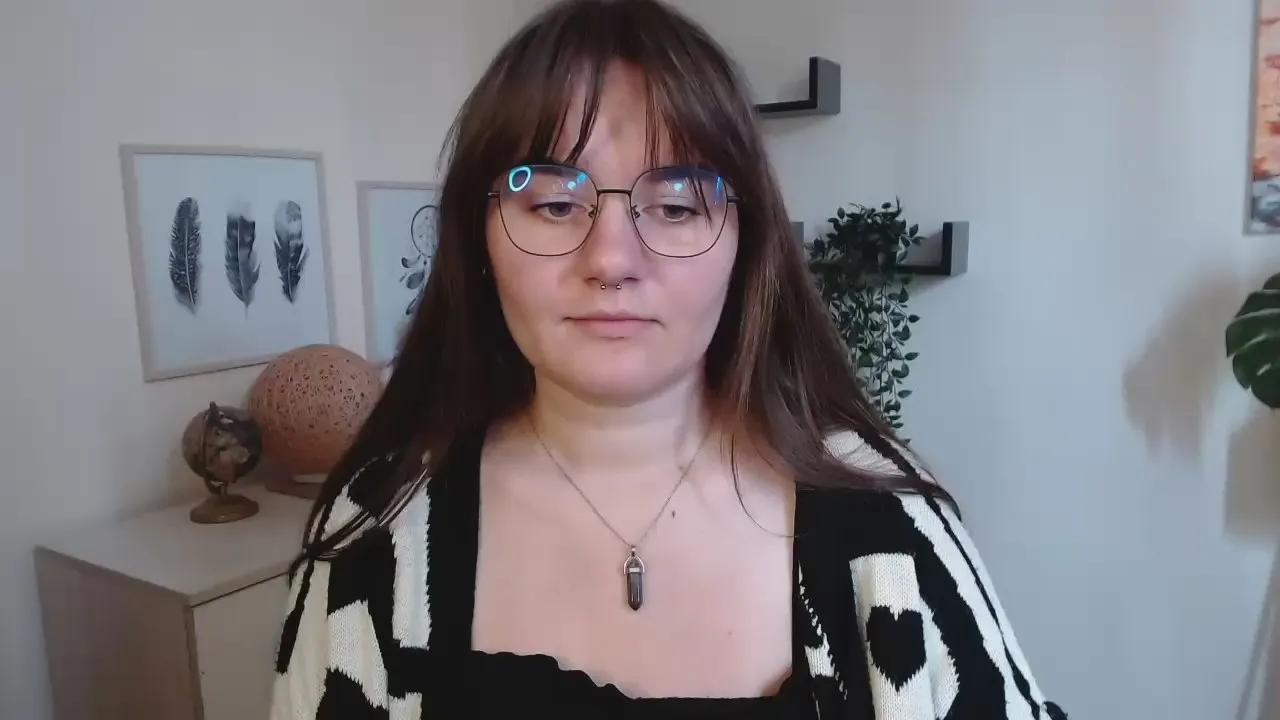 Offline julie_sensual on Cam4
