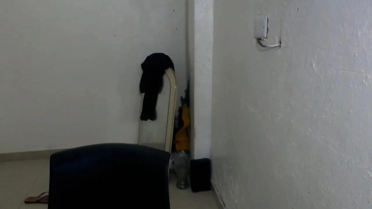 jullymessyy on Cam4 