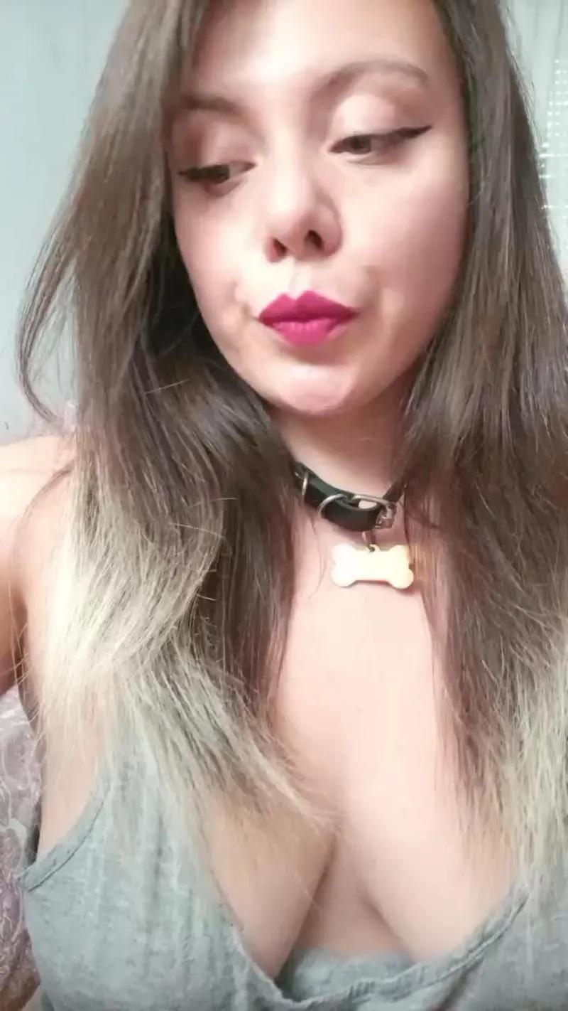 KimieChan on Cam4 