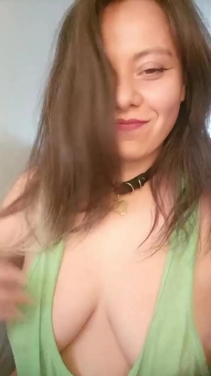 KimieChan on Cam4 