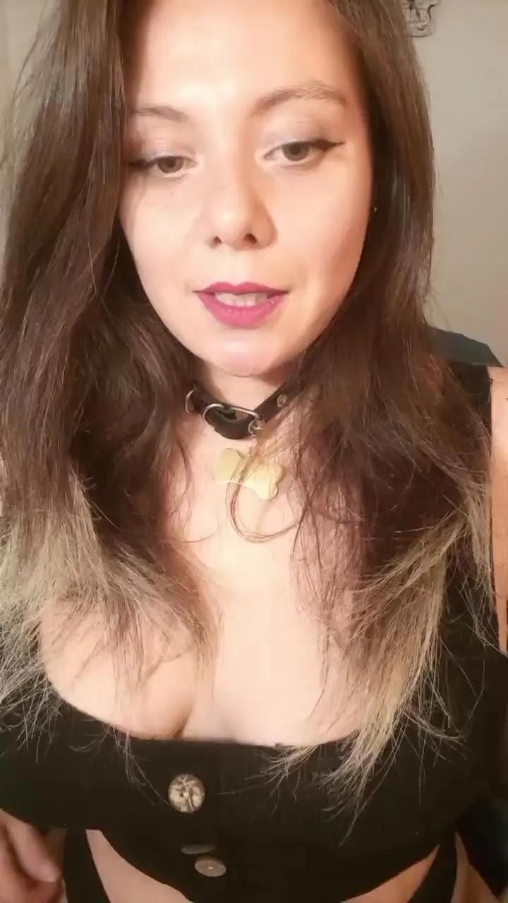 KimieChan on Cam4 