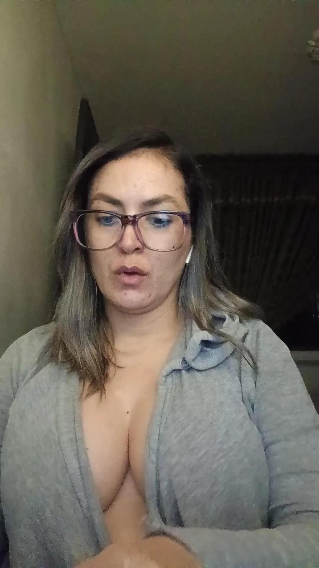 Freechat ladykyhara on Cam4