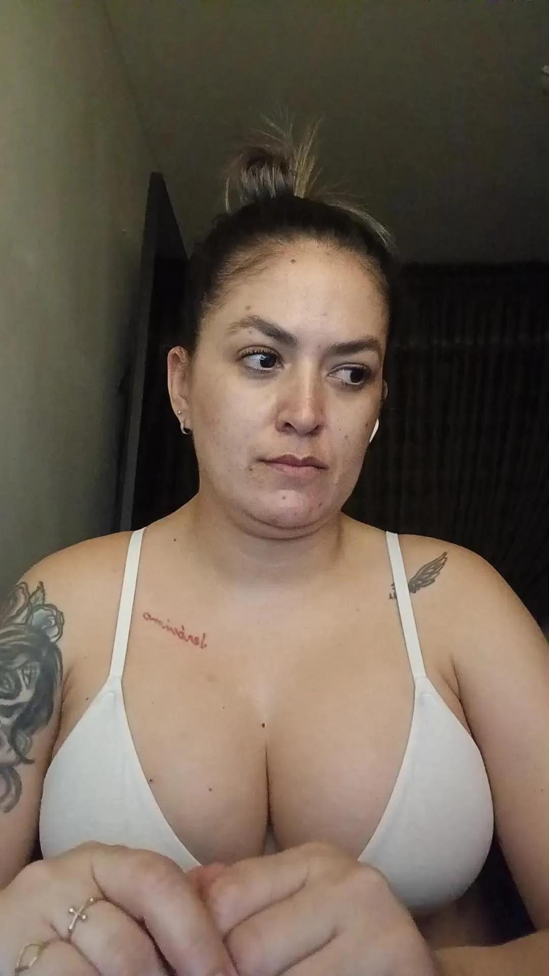 Freechat ladykyhara on Cam4