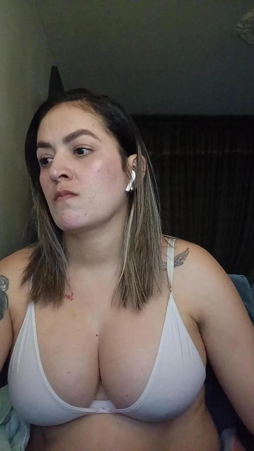 Freechat ladykyhara on Cam4
