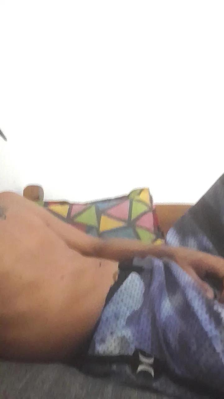 Offline Lccarioca on Cam4