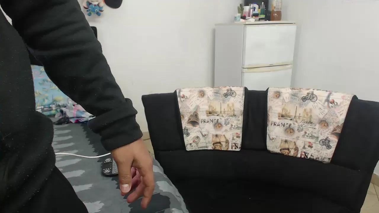 lili_latina on Cam4 