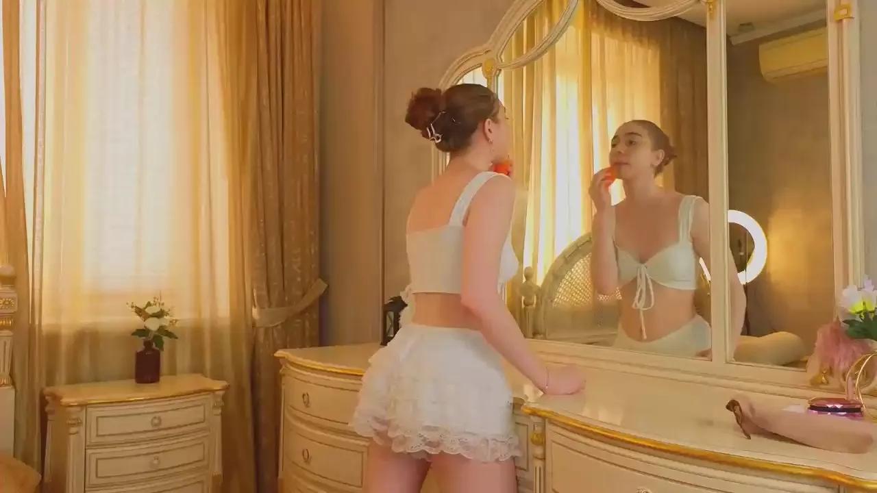 LilianHathaway on Cam4 