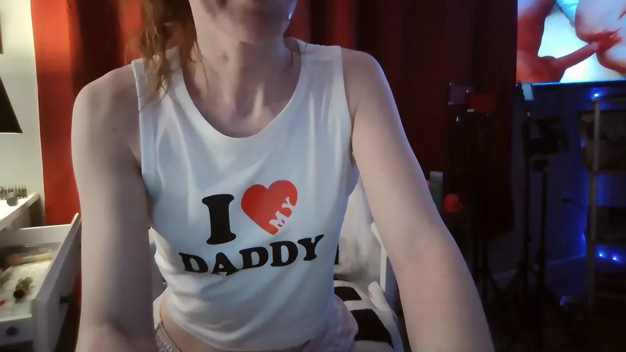 Offline LillysAllYours on Cam4