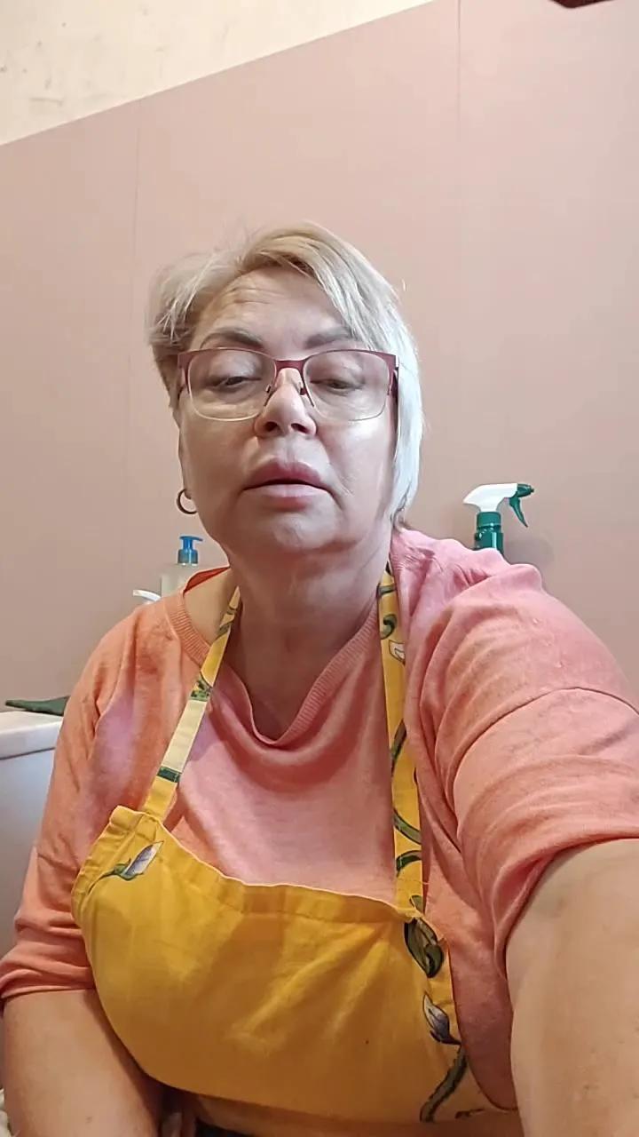 Offline LindaL69 on Cam4