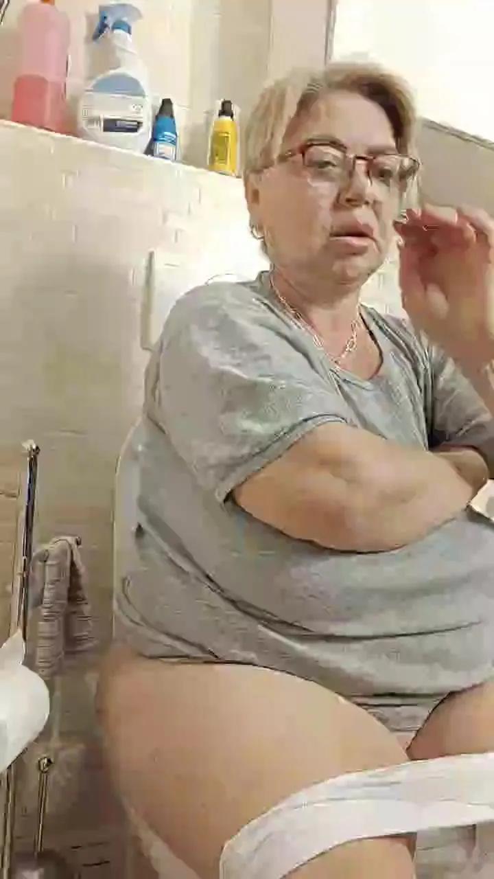 Offline LindaL69 on Cam4