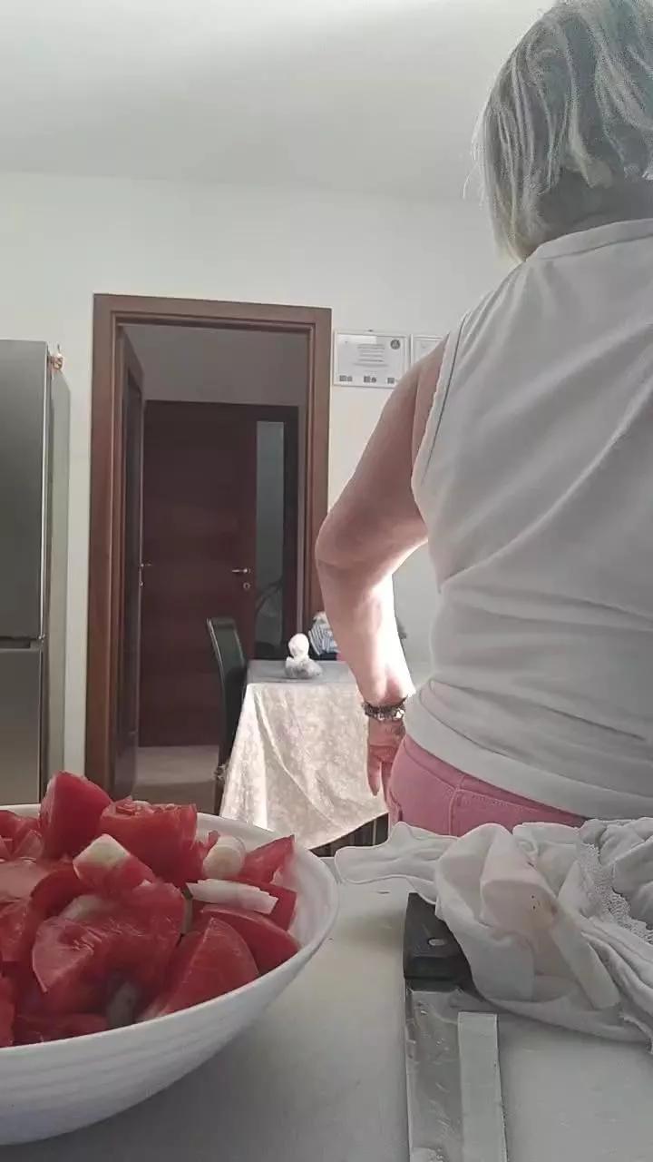 Offline LindaL69 on Cam4