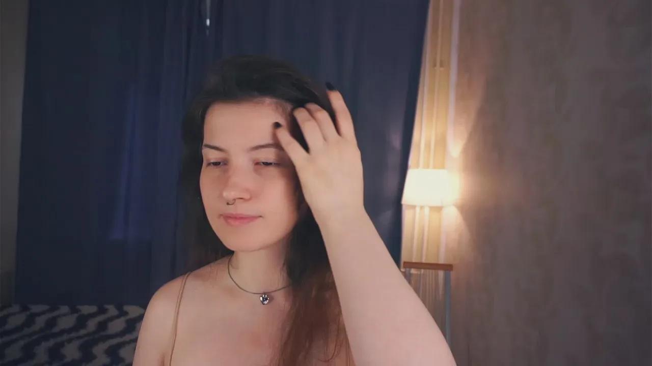 LinnBattersby on Cam4 