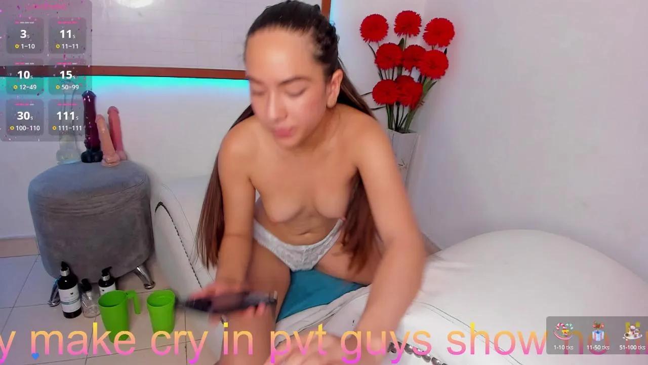Offline littlepearl1 on Cam4
