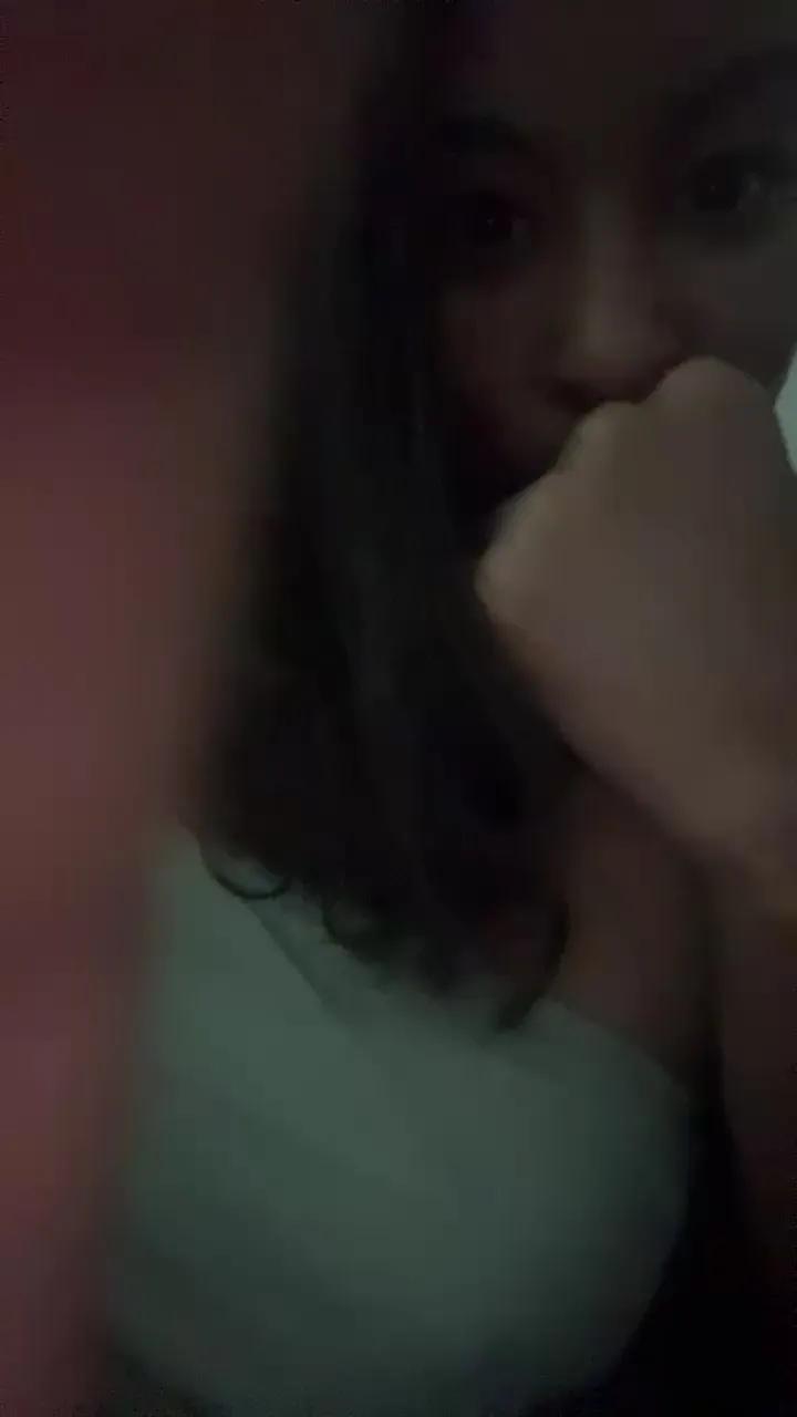 Offline LokitaBby on Cam4