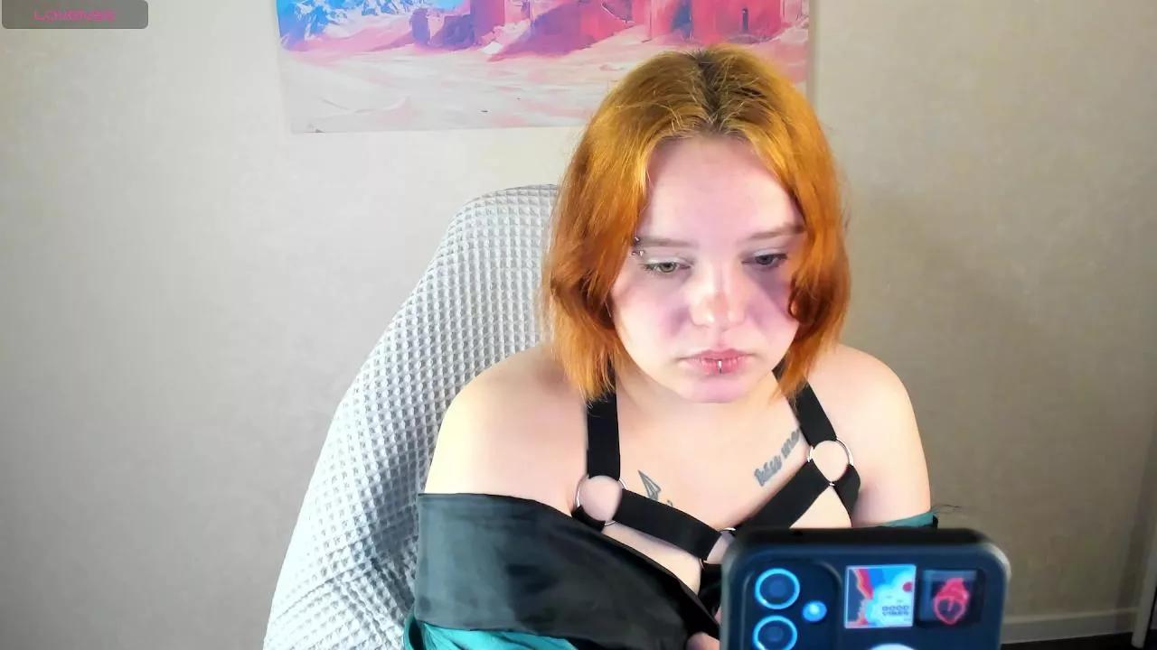 Looly_Rise on Cam4 