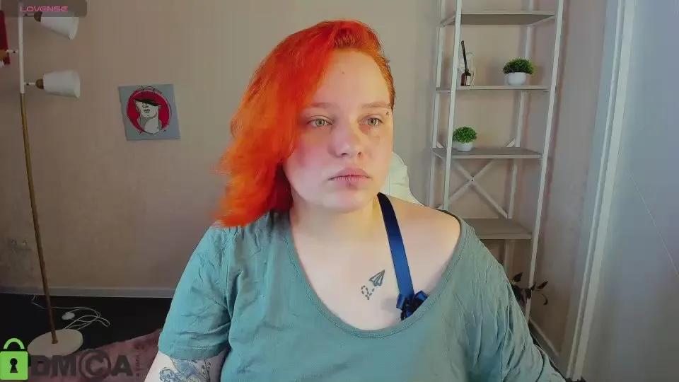 Looly_Rise on Cam4 
