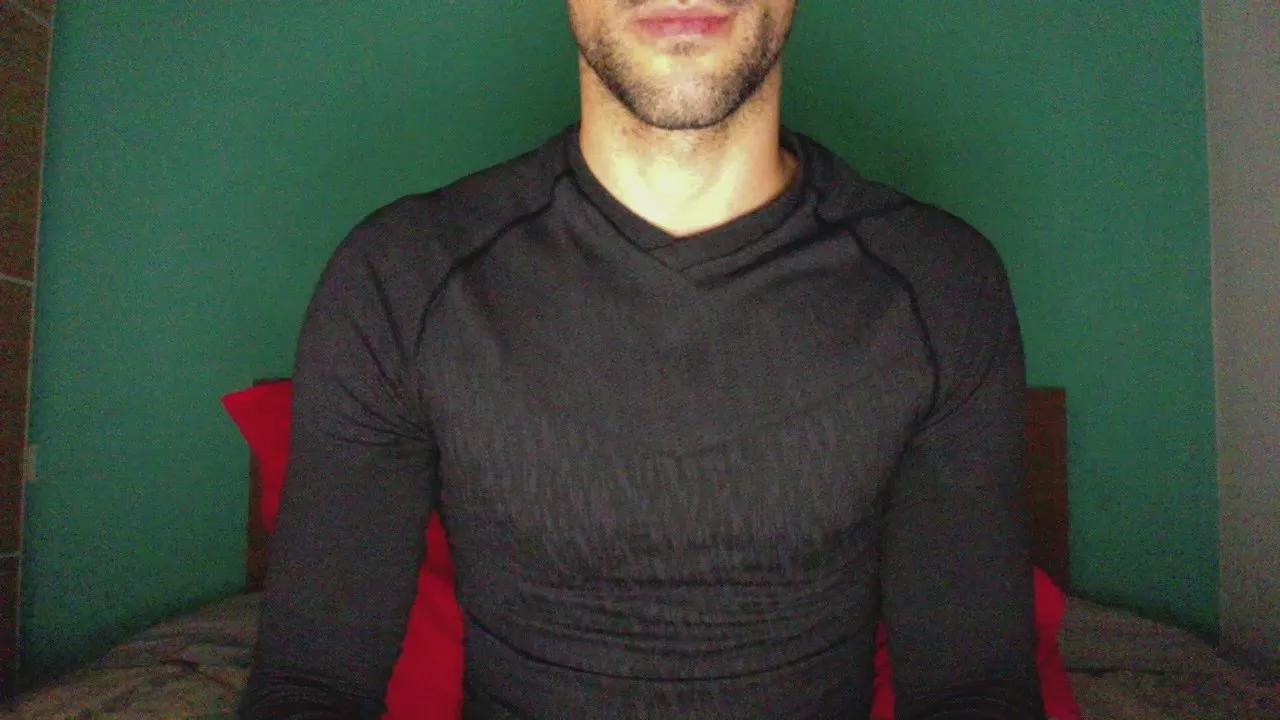 Offline LucaCamIn on Cam4