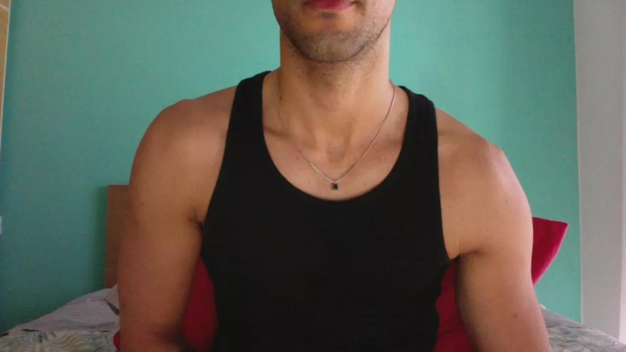 Offline LucaCamIn on Cam4