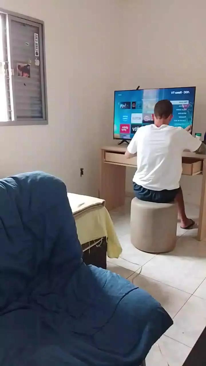 Offline Lucasjandre on Cam4