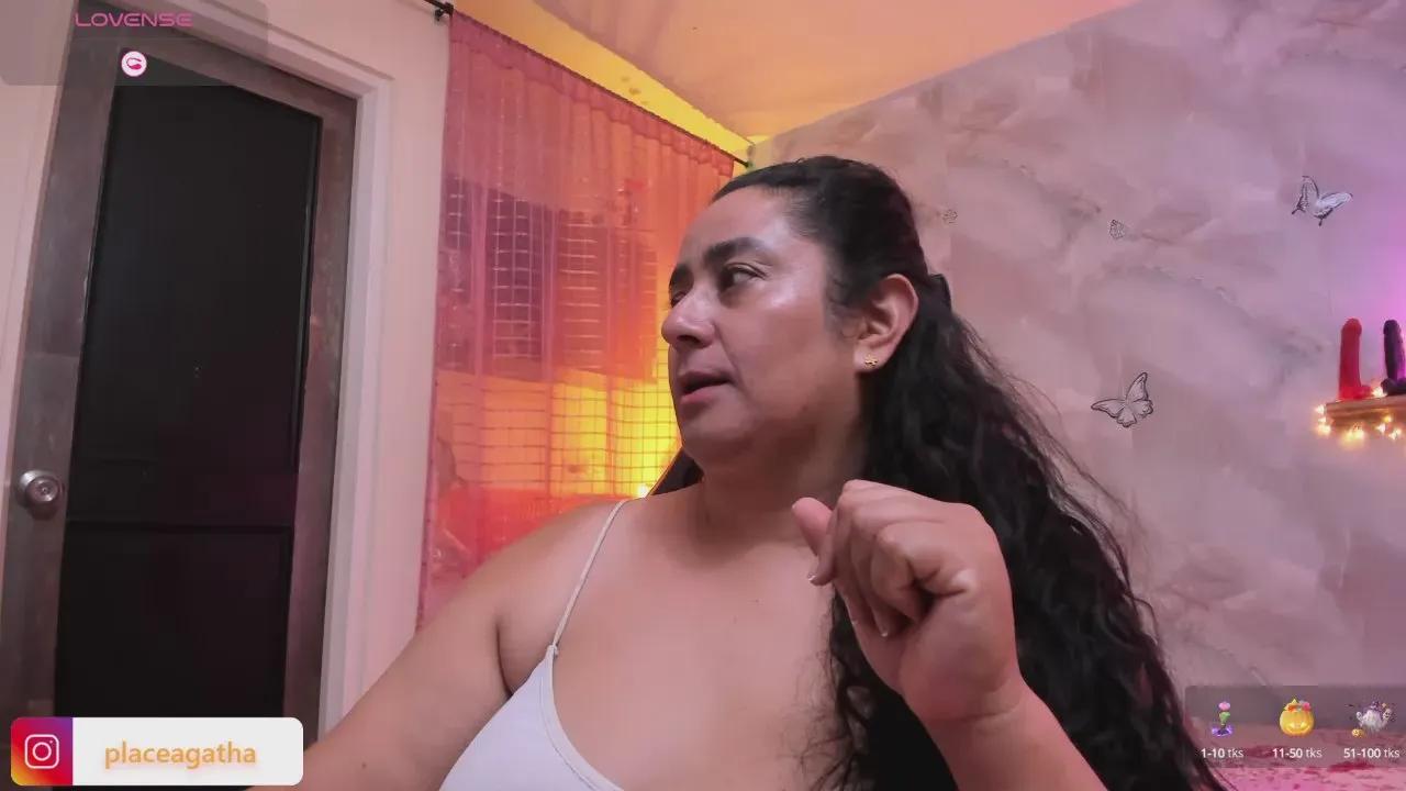 Offline luzagatha on Cam4