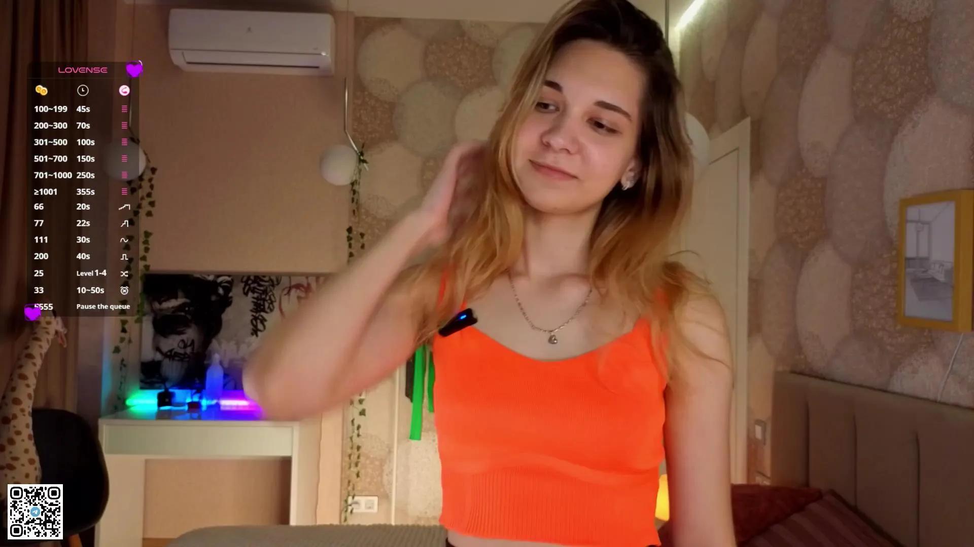MaeAlison on Cam4 