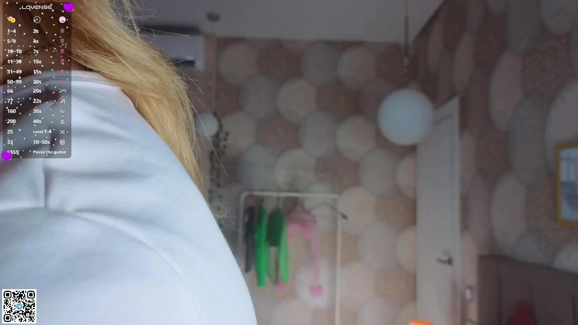 MaeAlison on Cam4 