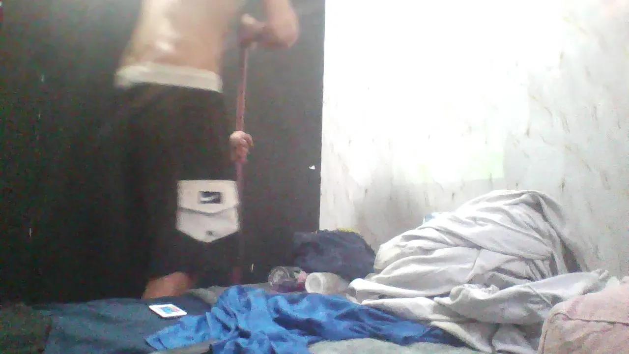 Offline MALOKATATUAD98 on Cam4