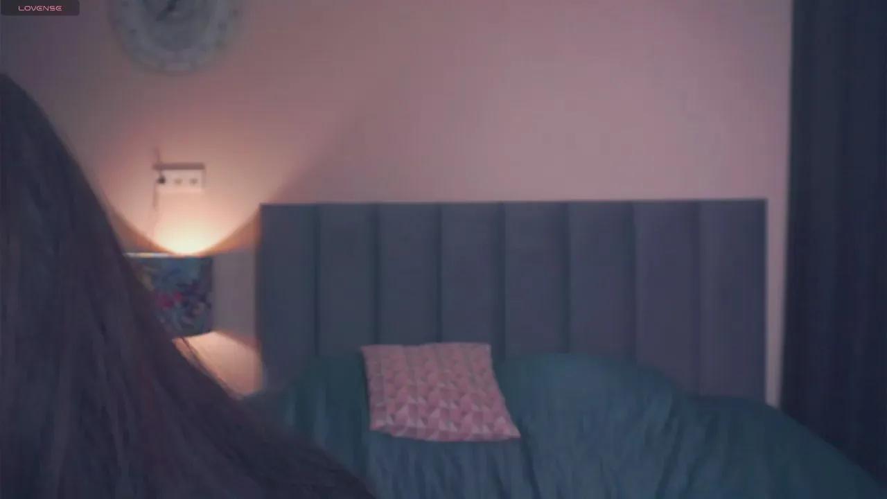 Offline MaxineDeman on Cam4