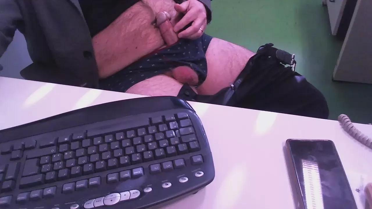 me__slave on Cam4 