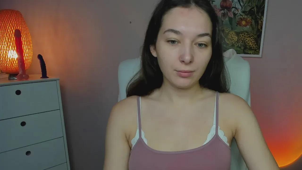 Offline MeganPleasure on Cam4