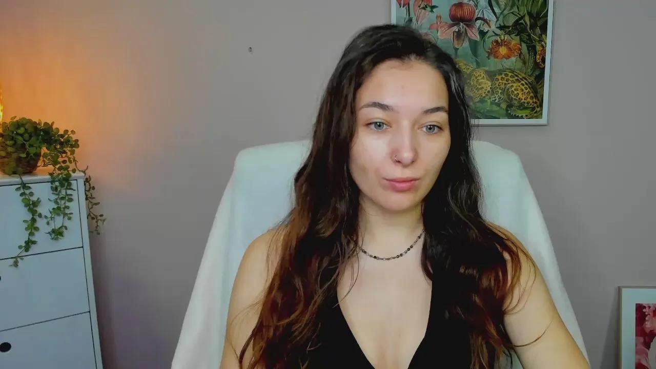 Offline MeganPleasure on Cam4