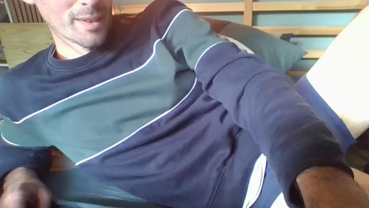 Offline Melonme on Cam4