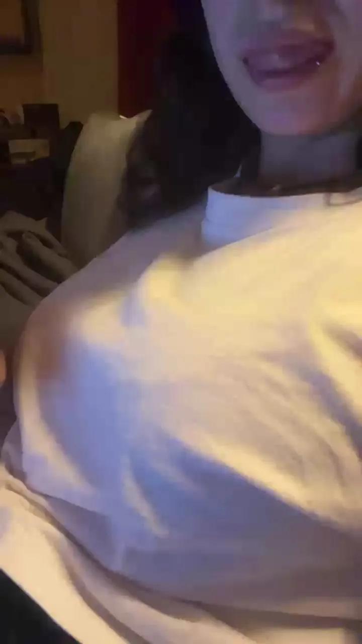 Mmaai on Cam4 