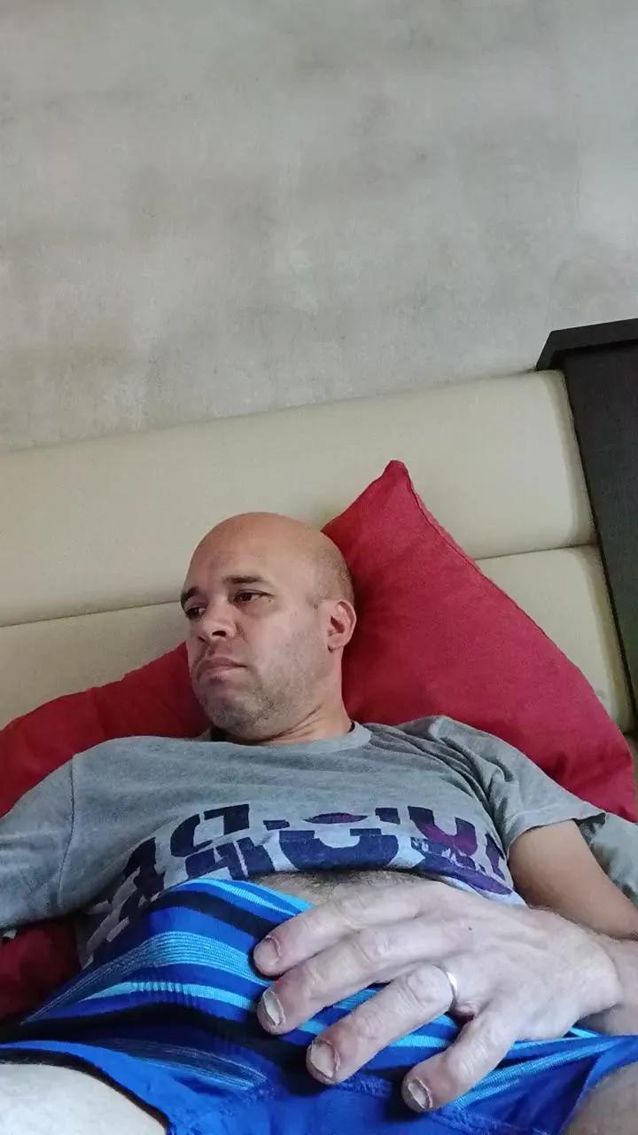 Offline morocho237 on Cam4