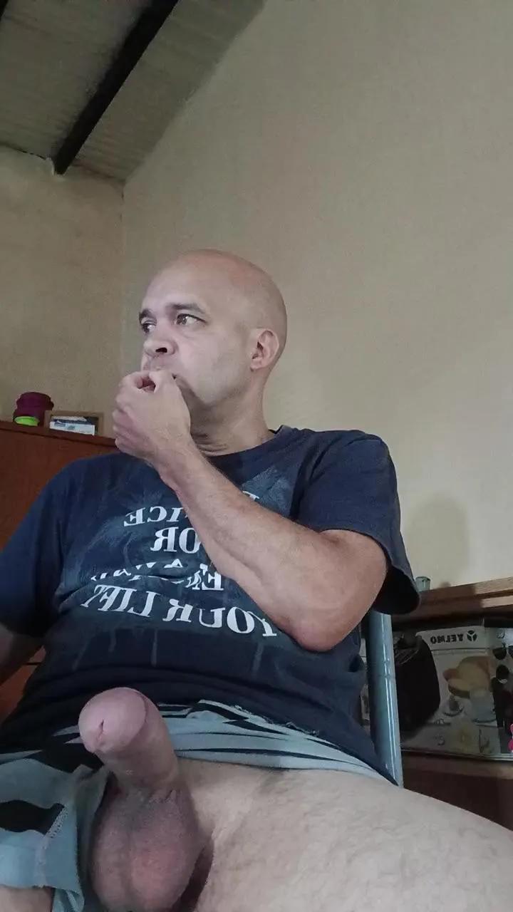 Offline morocho237 on Cam4