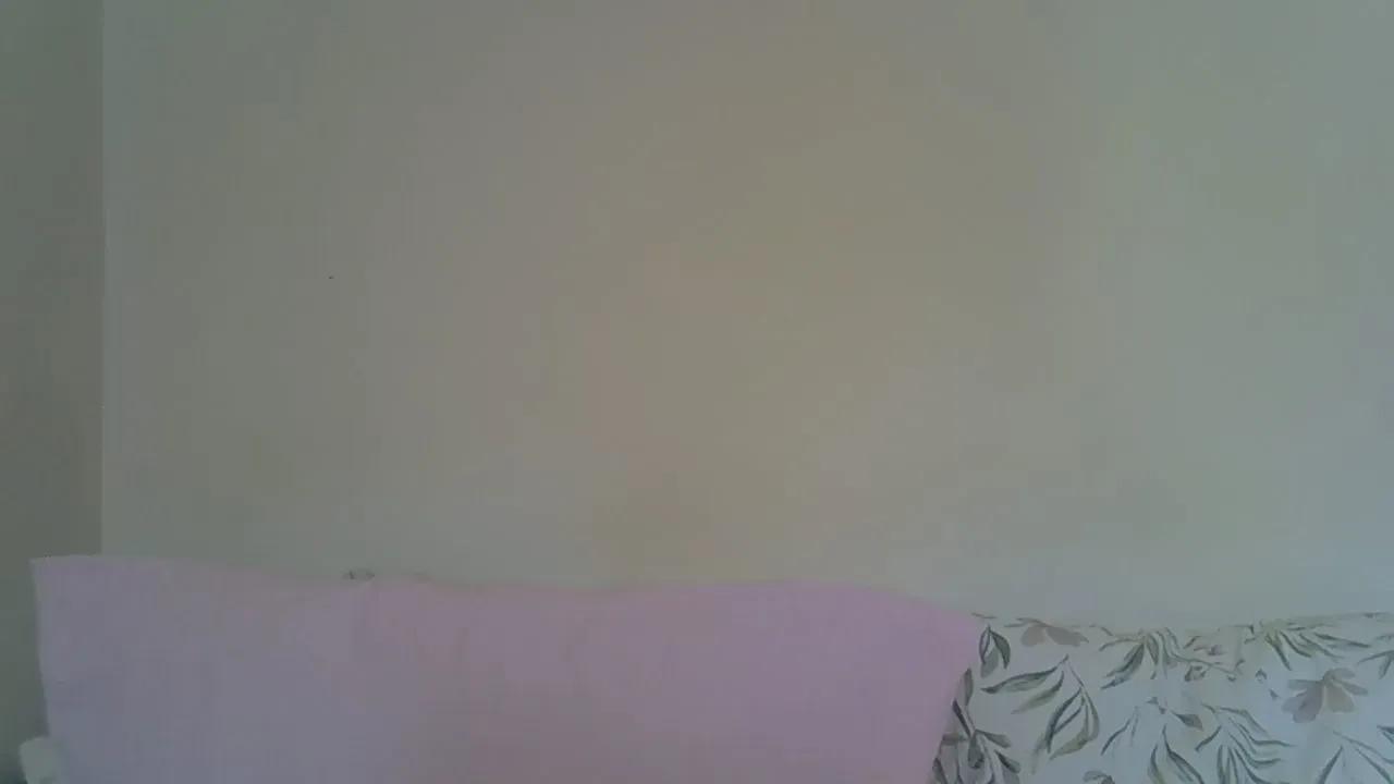 Offline naughtyxana on Cam4