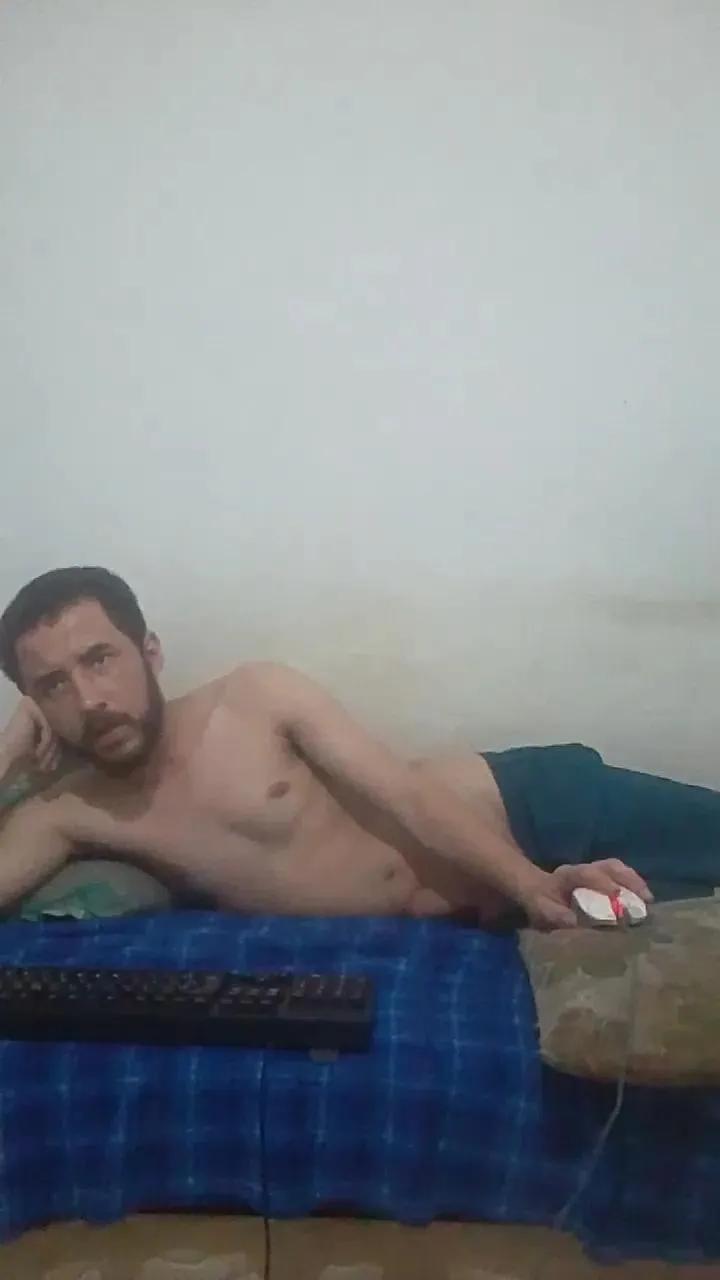 NovinhoDot369 on Cam4