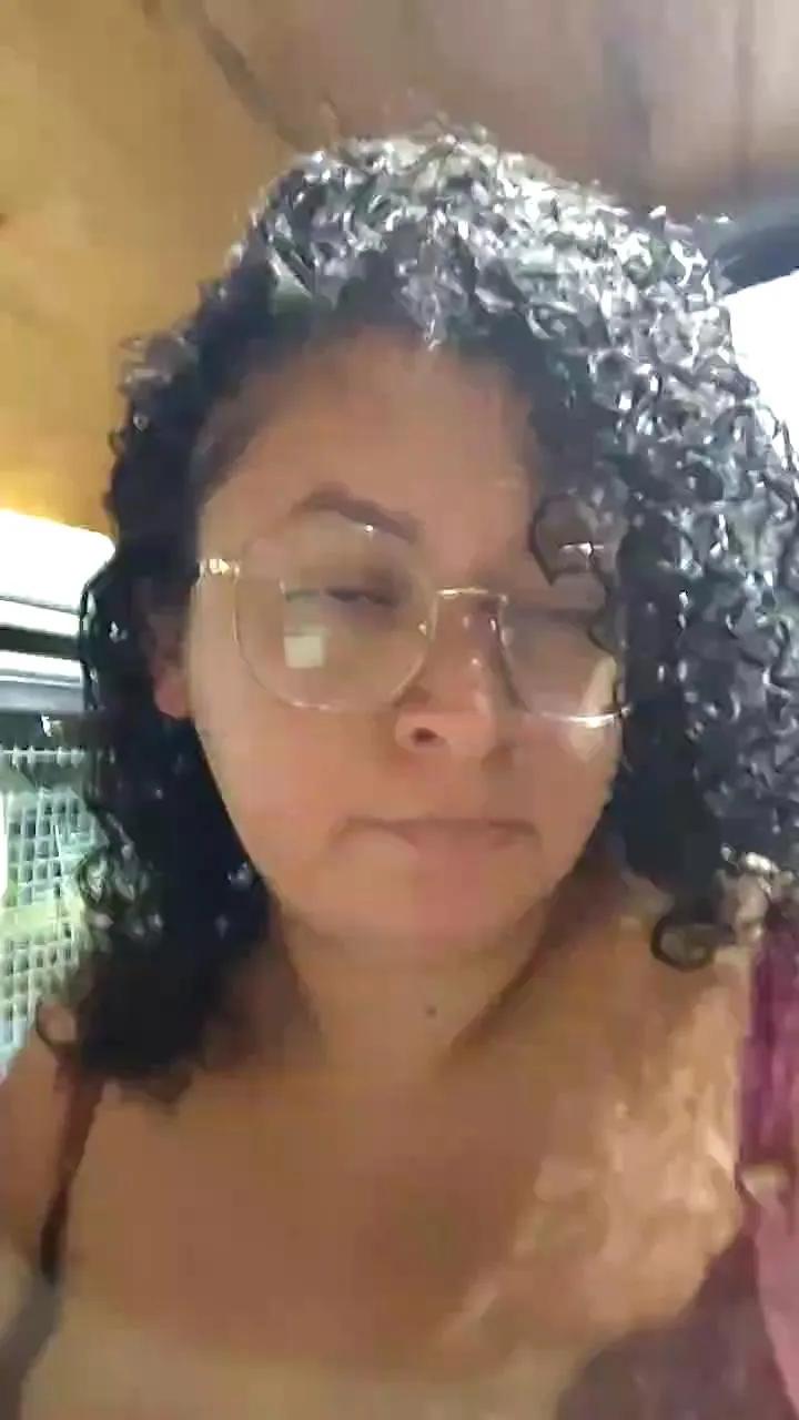 Offline Pamnomade on Cam4