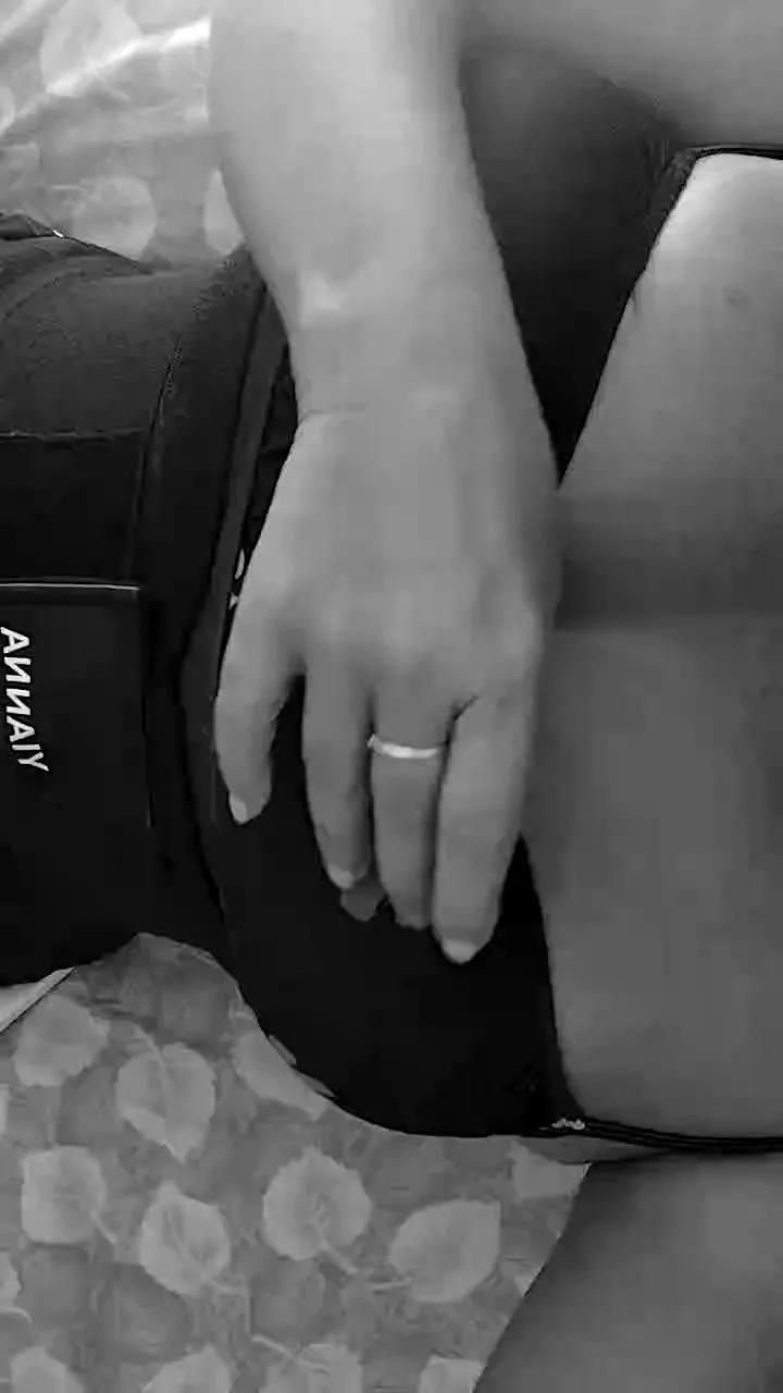 piecitos_xxx on Cam4