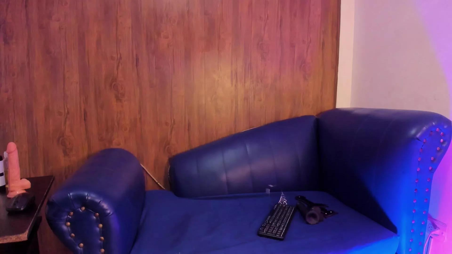 Pussy18Hardcore on Cam4 