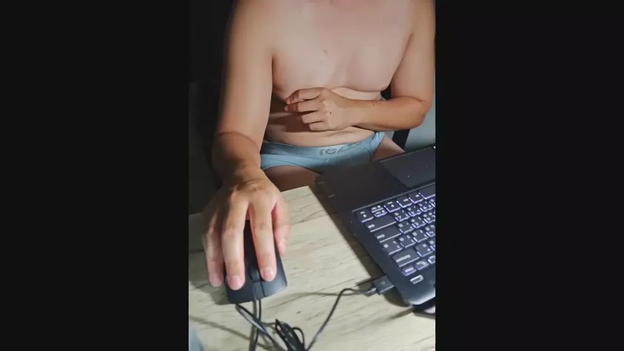 qazray on Cam4