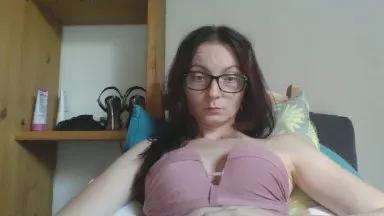 QueenDiva30 on Cam4 
