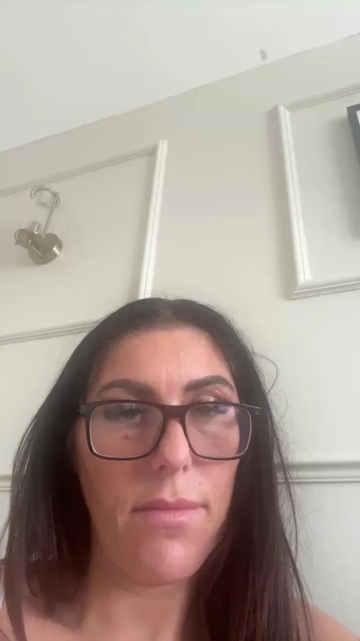 Queenofthenorth on Cam4