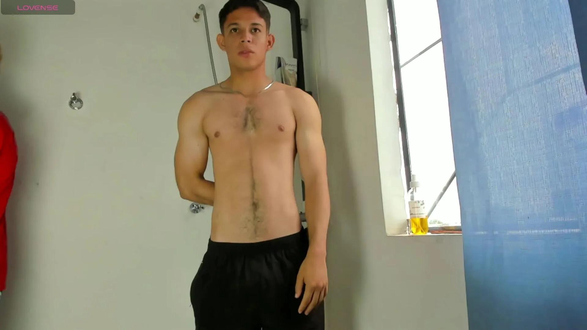 Raams_star on Cam4 